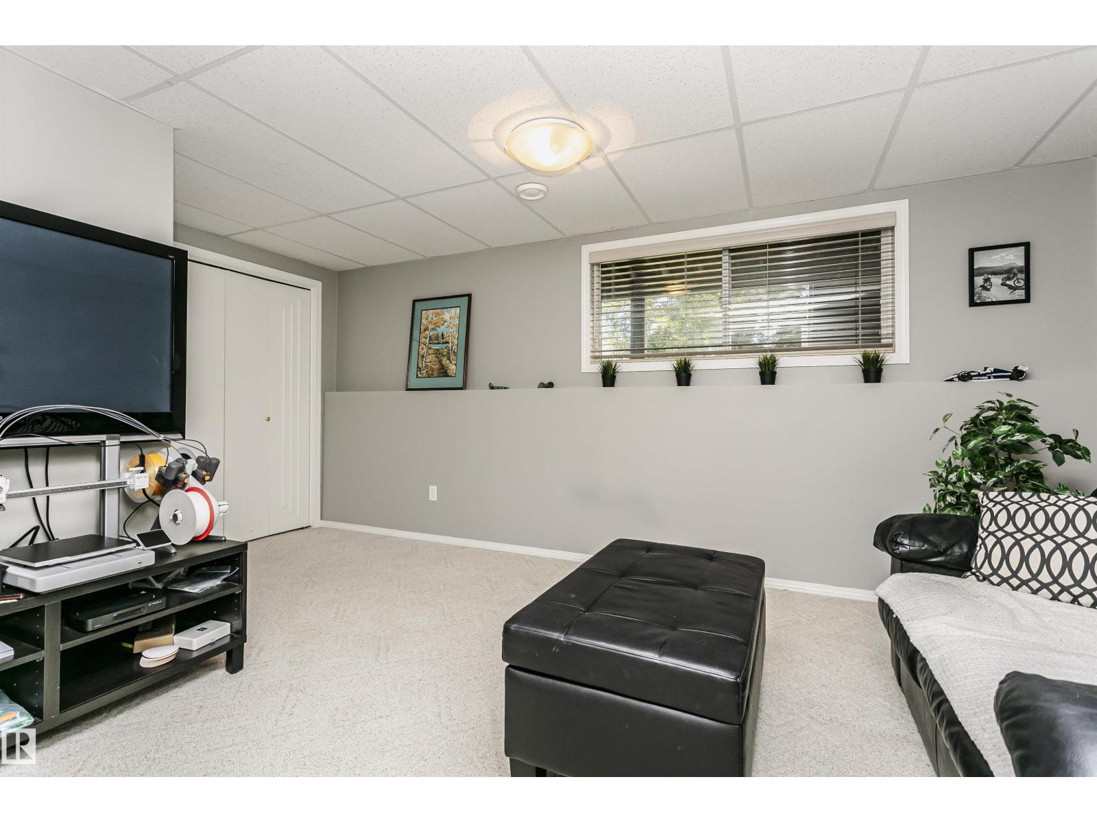 #22 11717 9b AV NW - 30