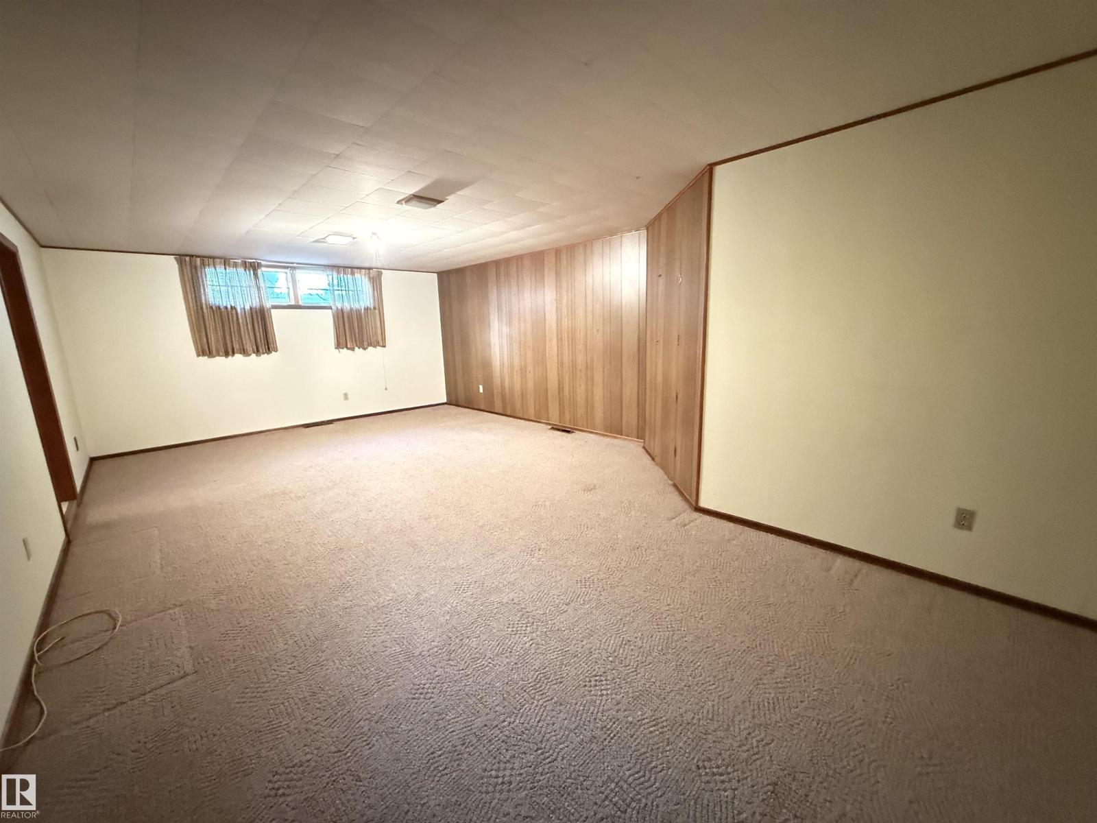 7007 91 AV NW - 24