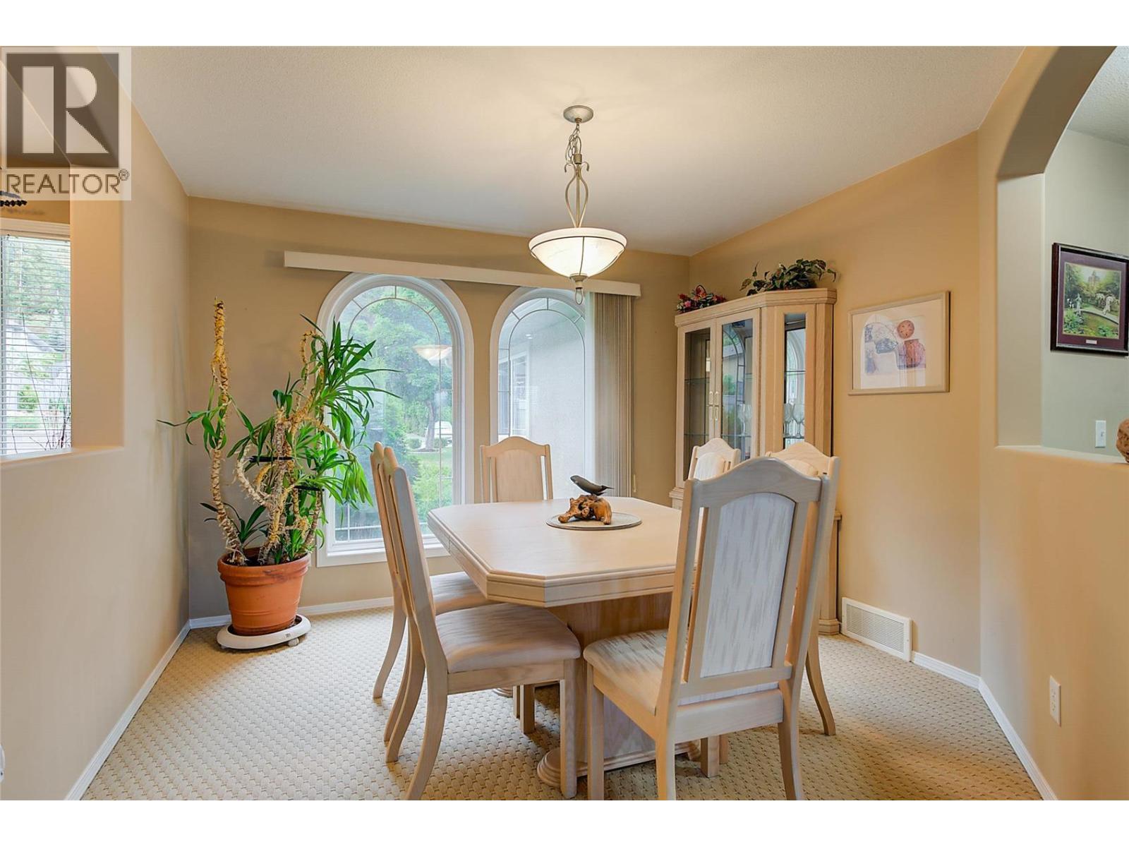 2281 Shannon Heights Court - Image 22