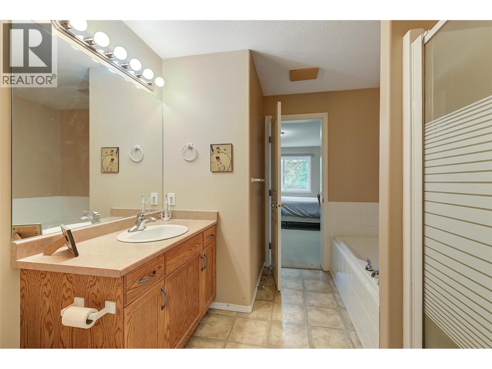 2281 Shannon Heights Court - 44