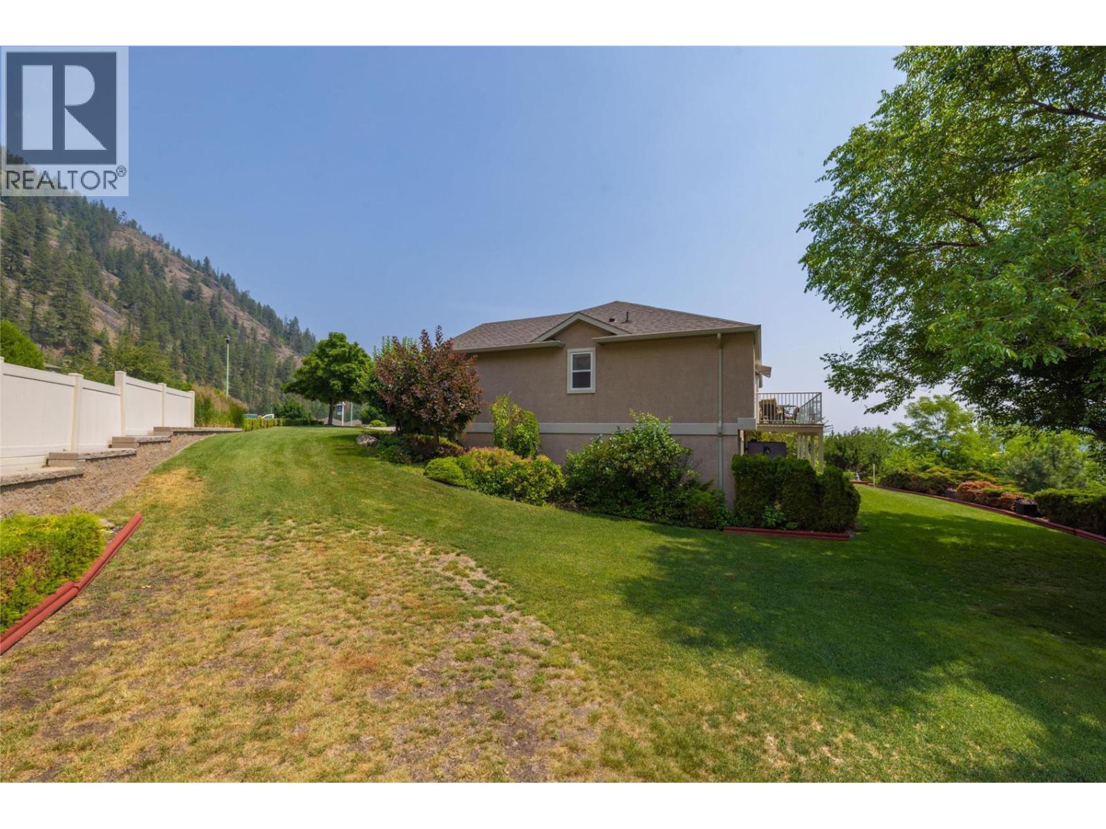 2281 Shannon Heights Court - 8