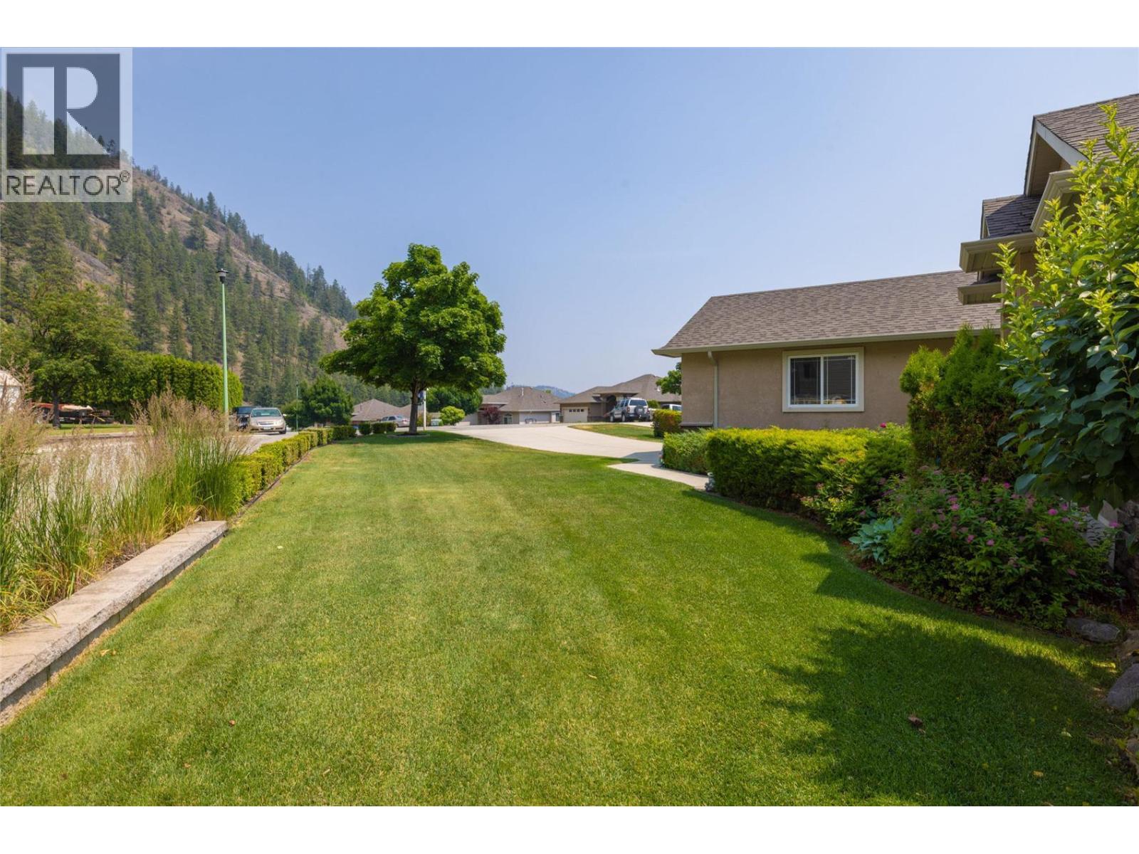 2281 Shannon Heights Court - 7