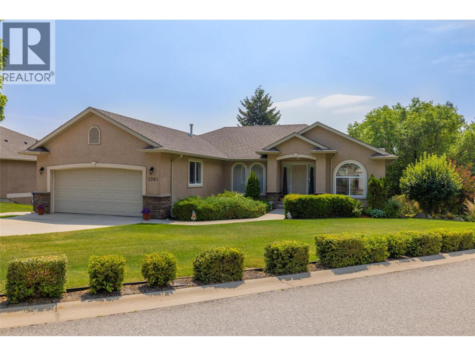 2281 Shannon Heights Court - 1