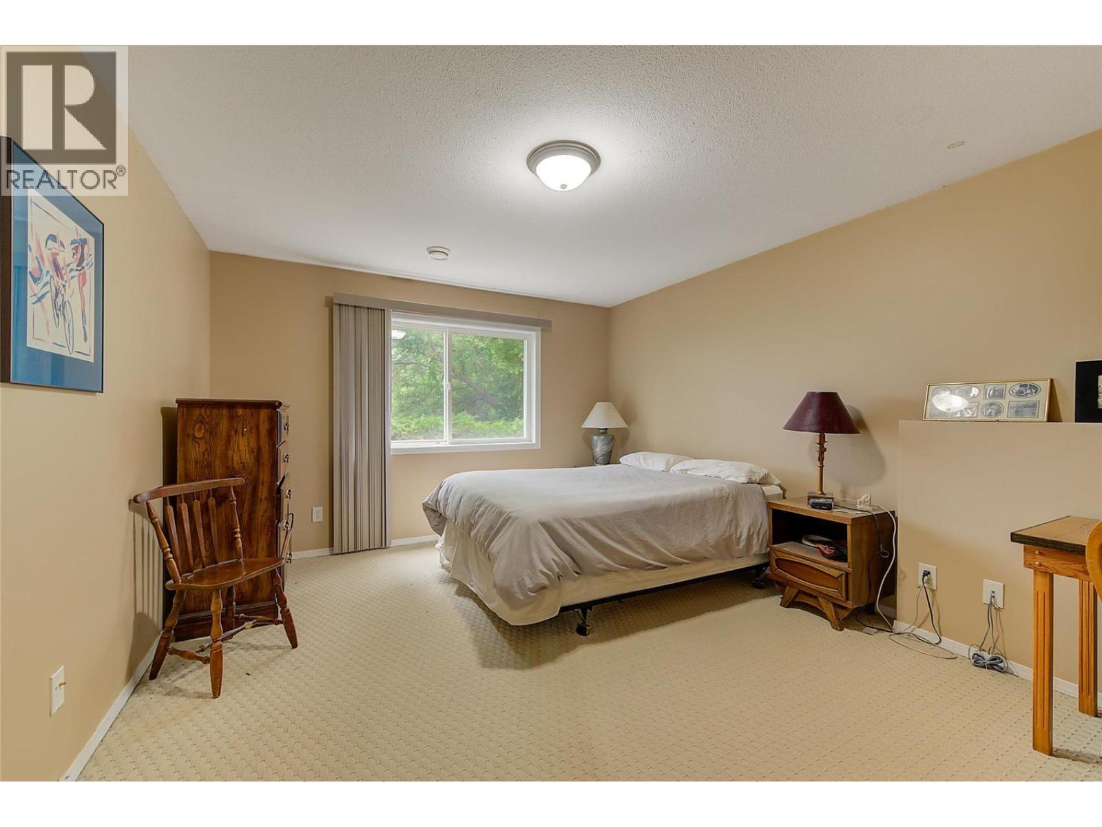 2281 Shannon Heights Court - Image 41