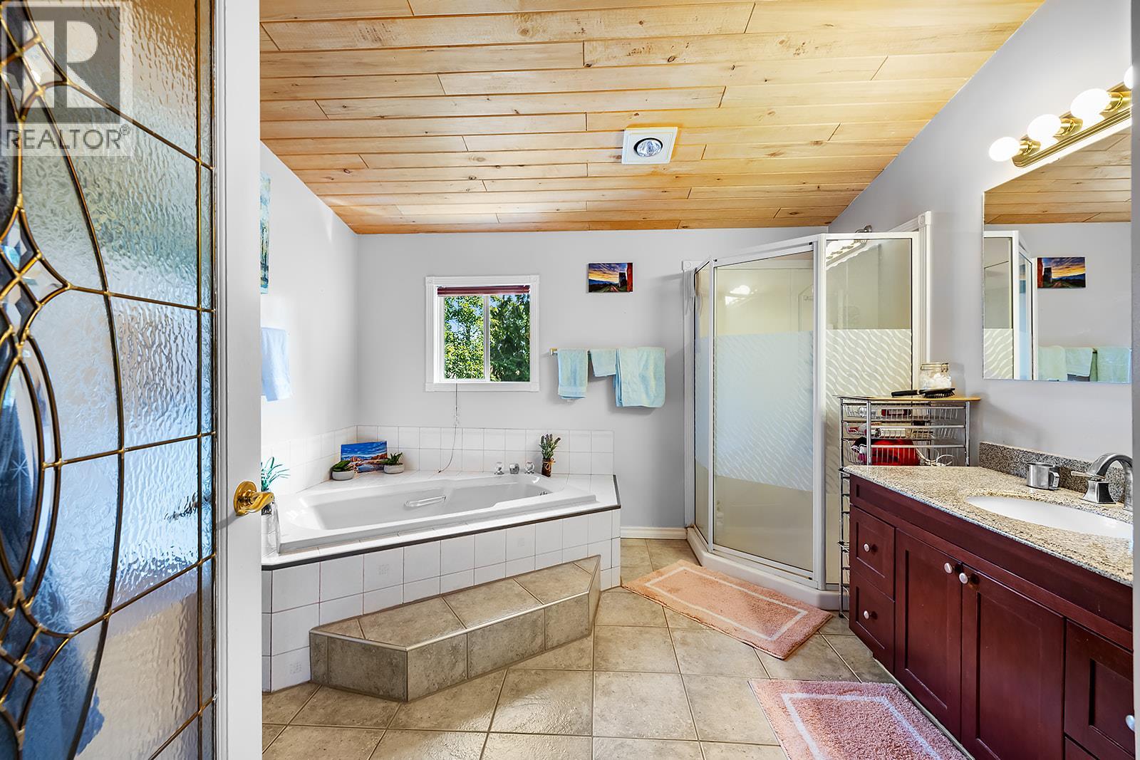 2103 ASH Street - Image 18