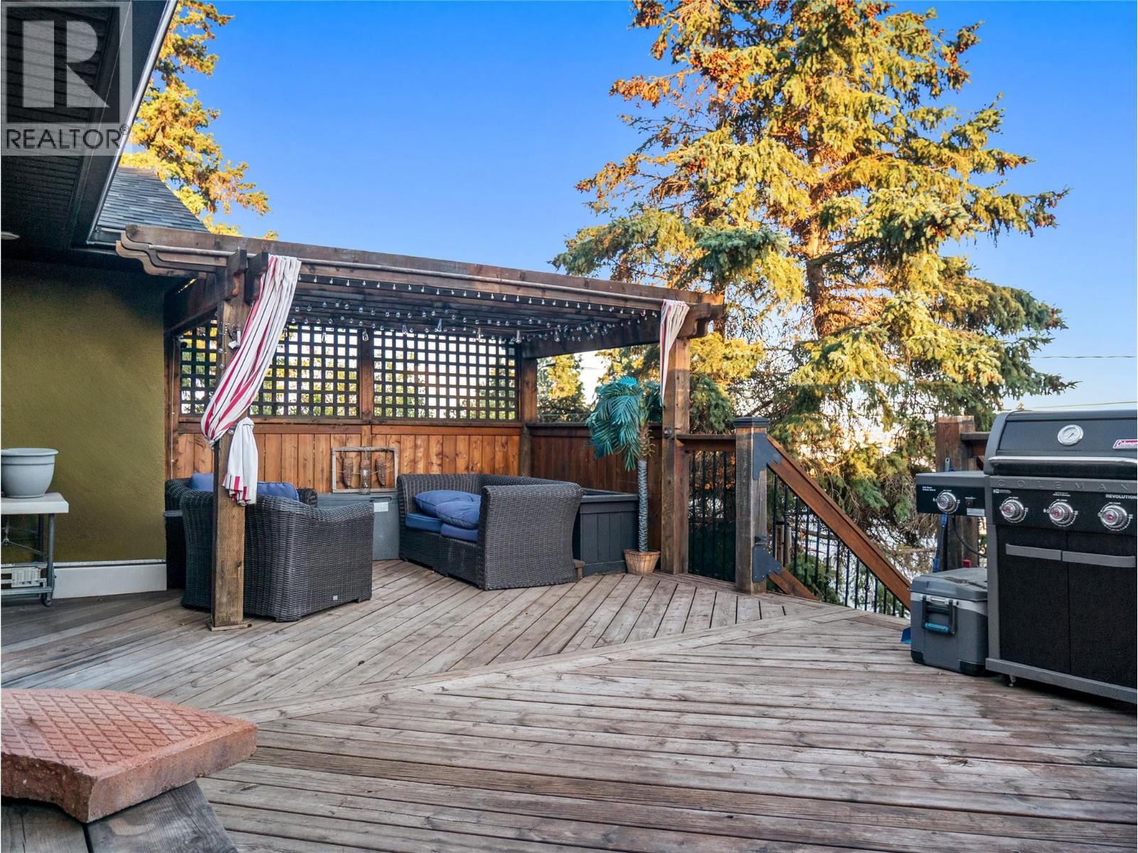 1517 94 Avenue - 33