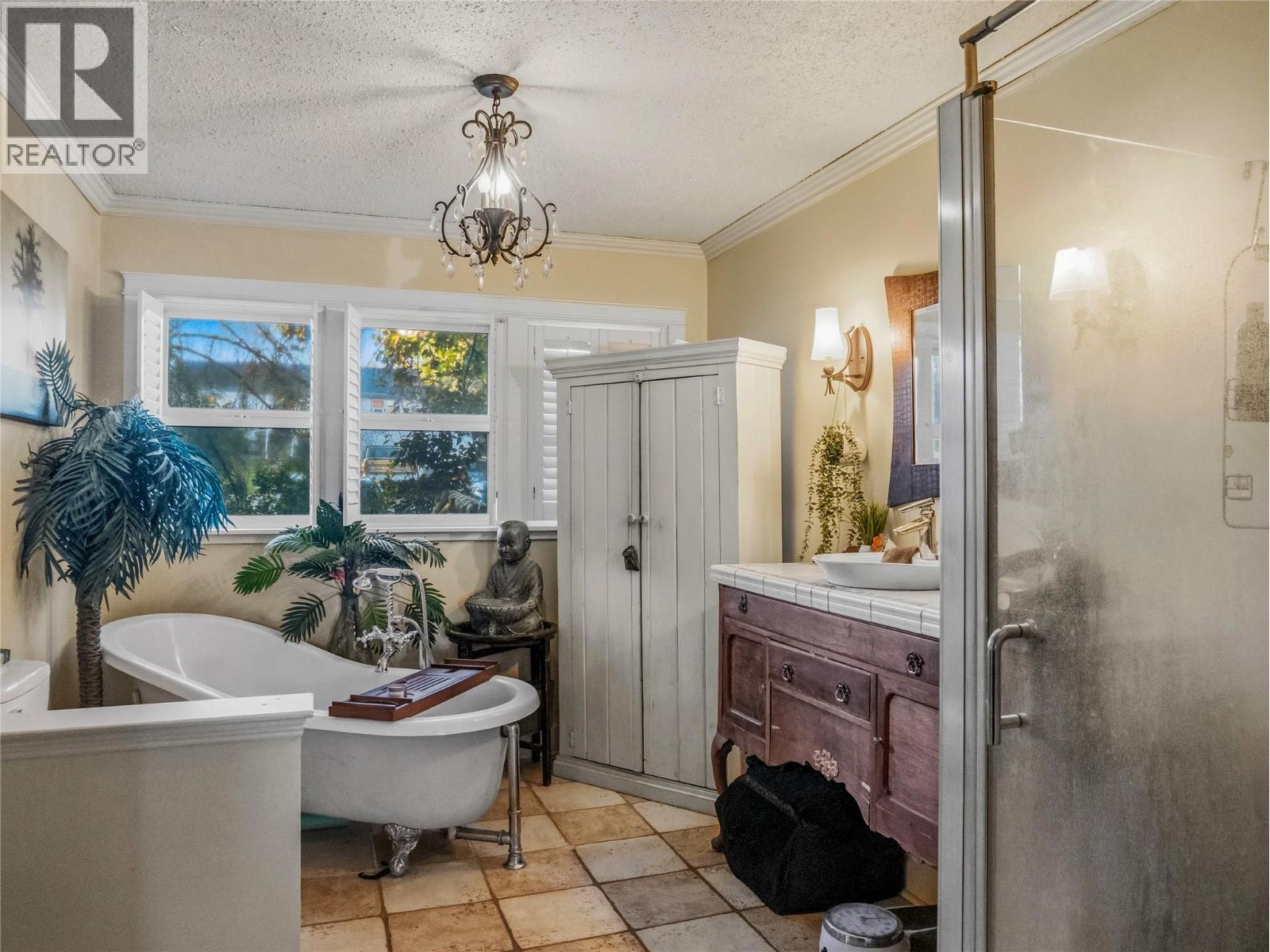 1517 94 Avenue - Image 30