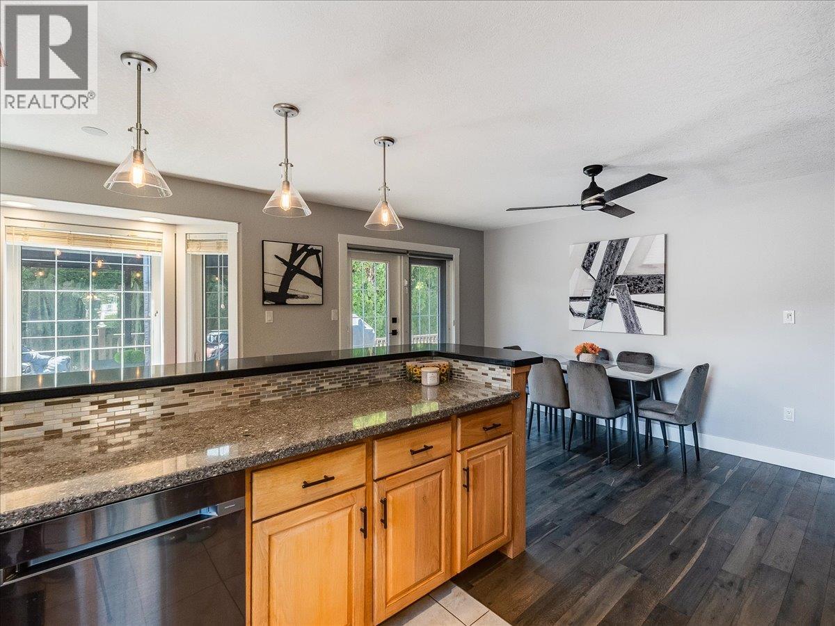 900 7TH Street - Image 14