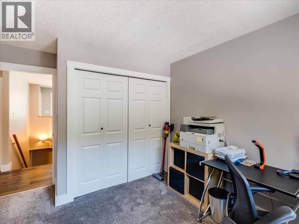 900 7TH Street - 27