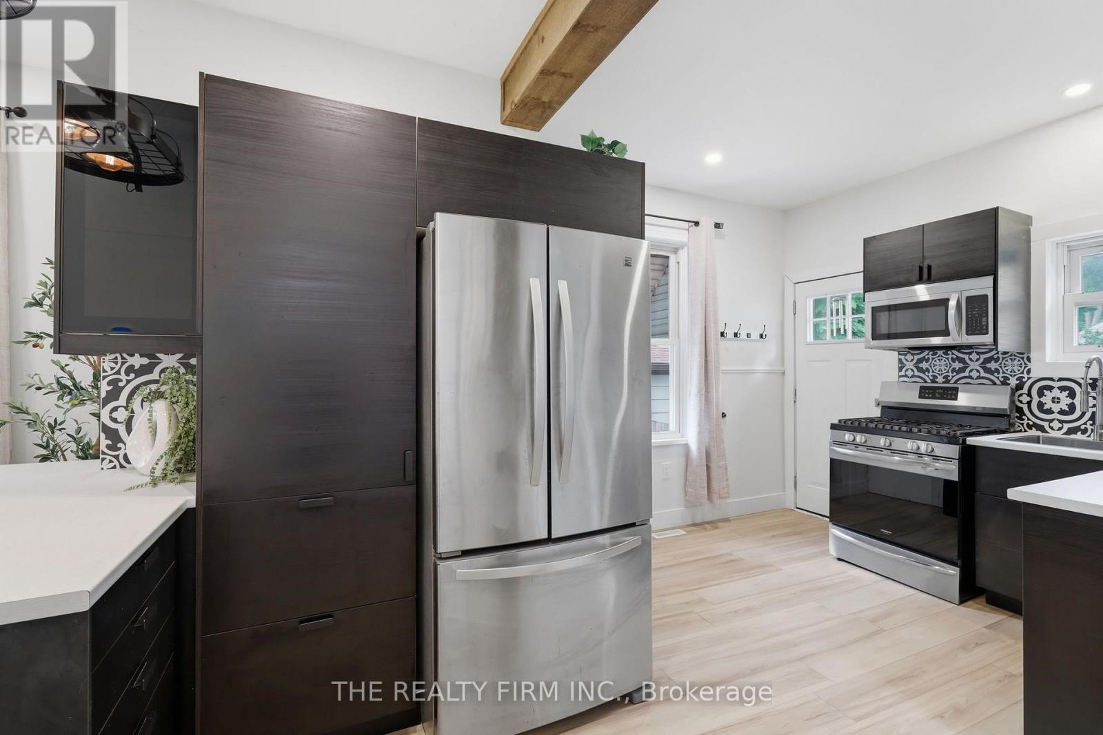 946 LORNE AVENUE - Image 16