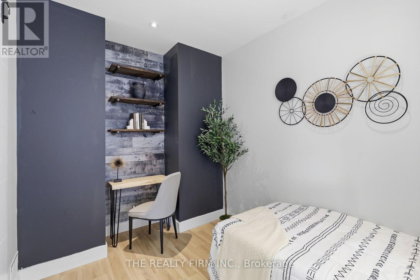 946 LORNE AVENUE - Image 20