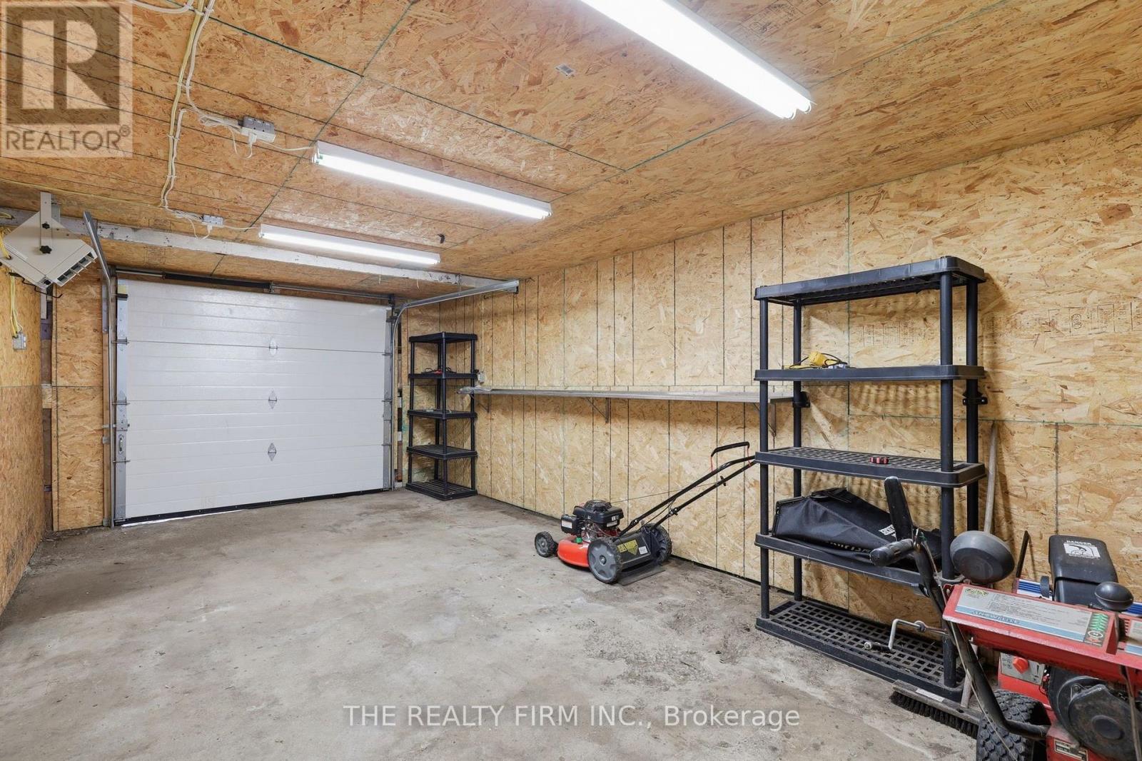 946 LORNE AVENUE - Image 44