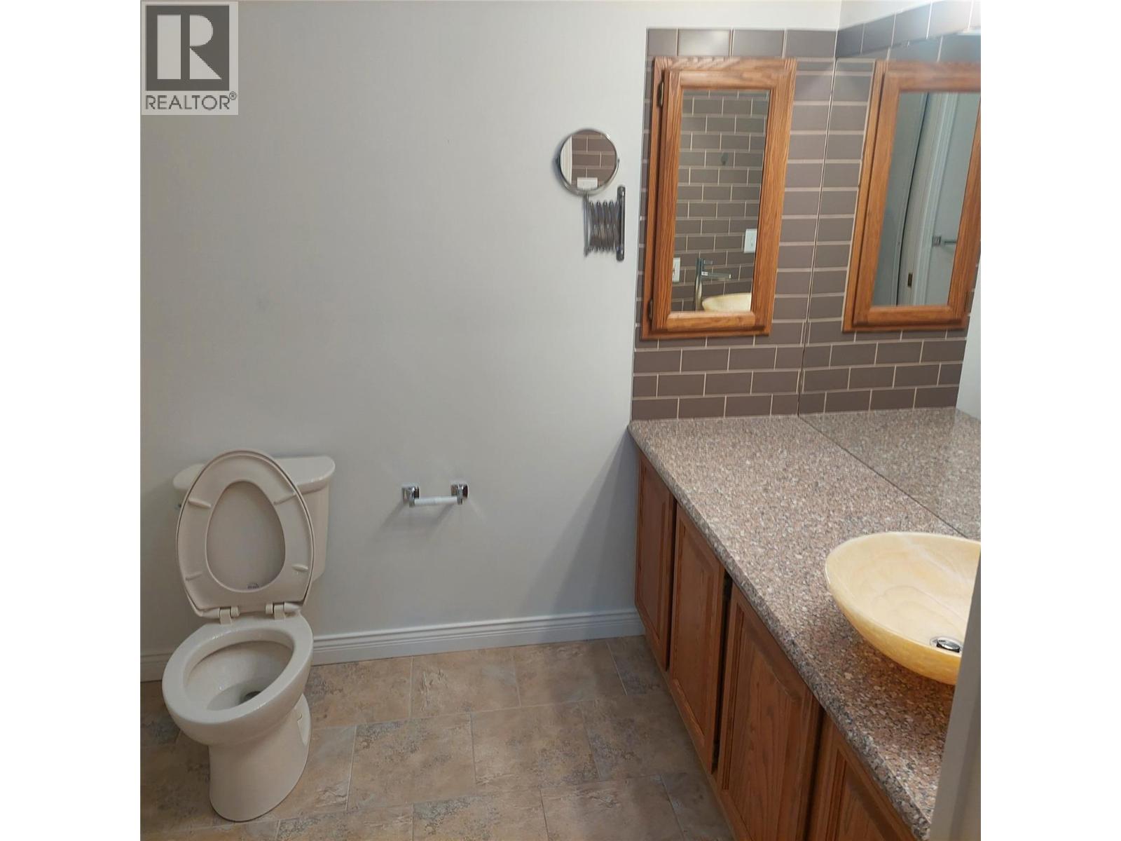 #69 950 Lanfranco Road - Image 17