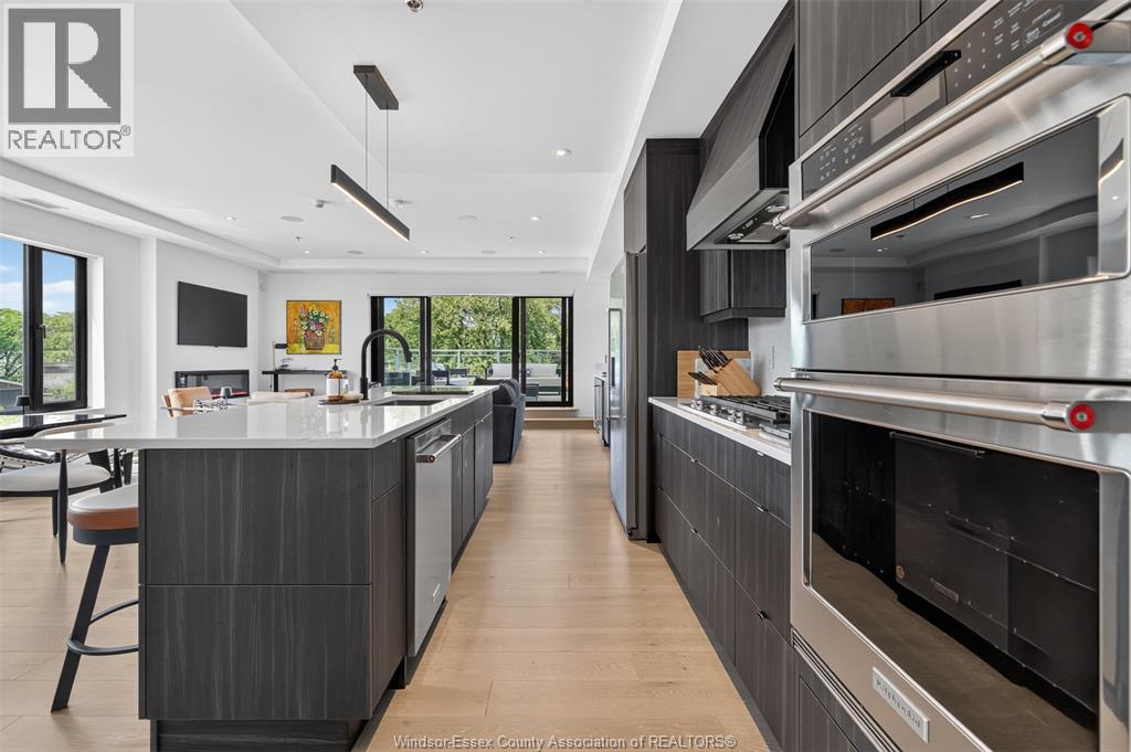 #202 14400 Tecumseh ROAD East - 11