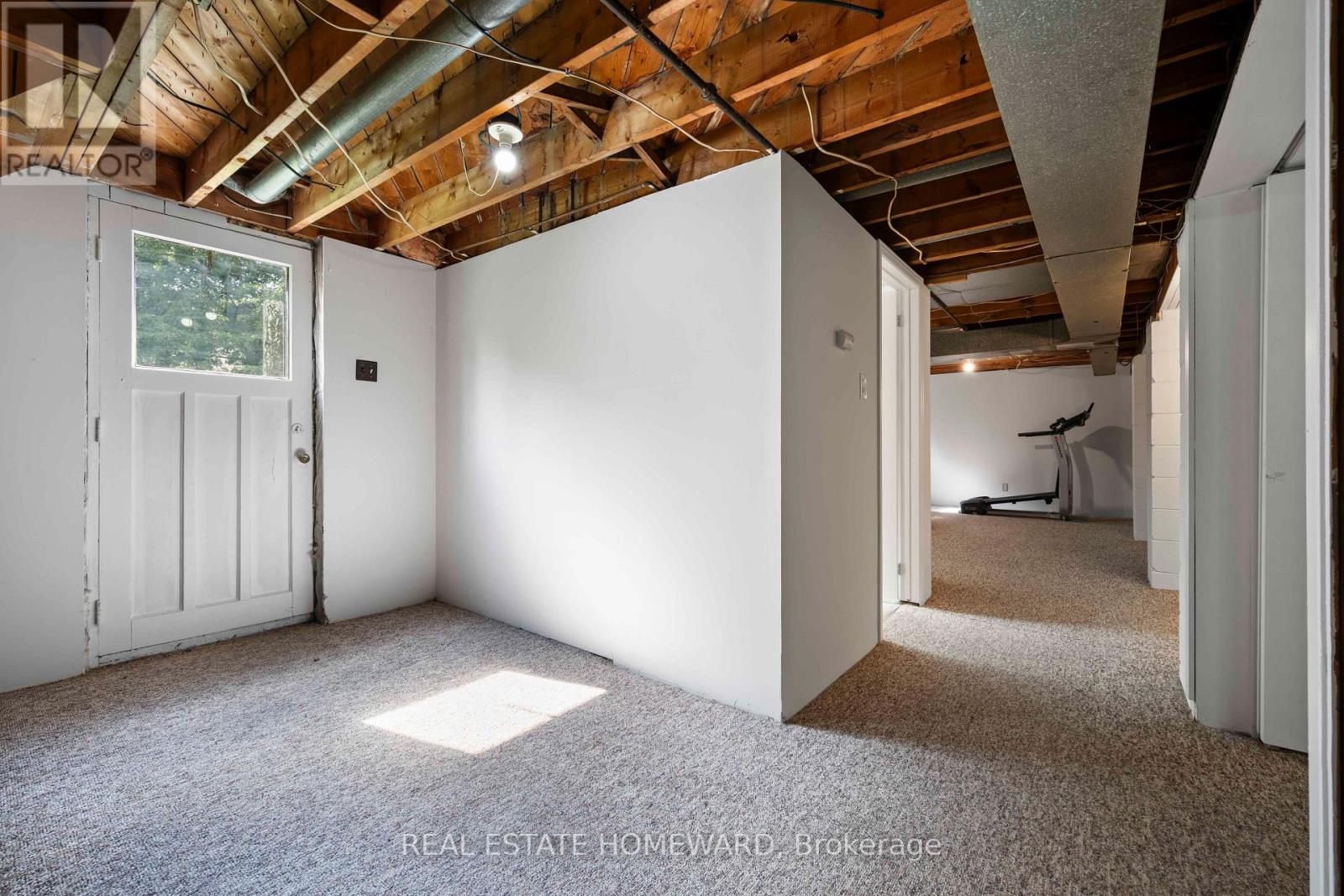 118 ZAPH AVENUE - Image 34