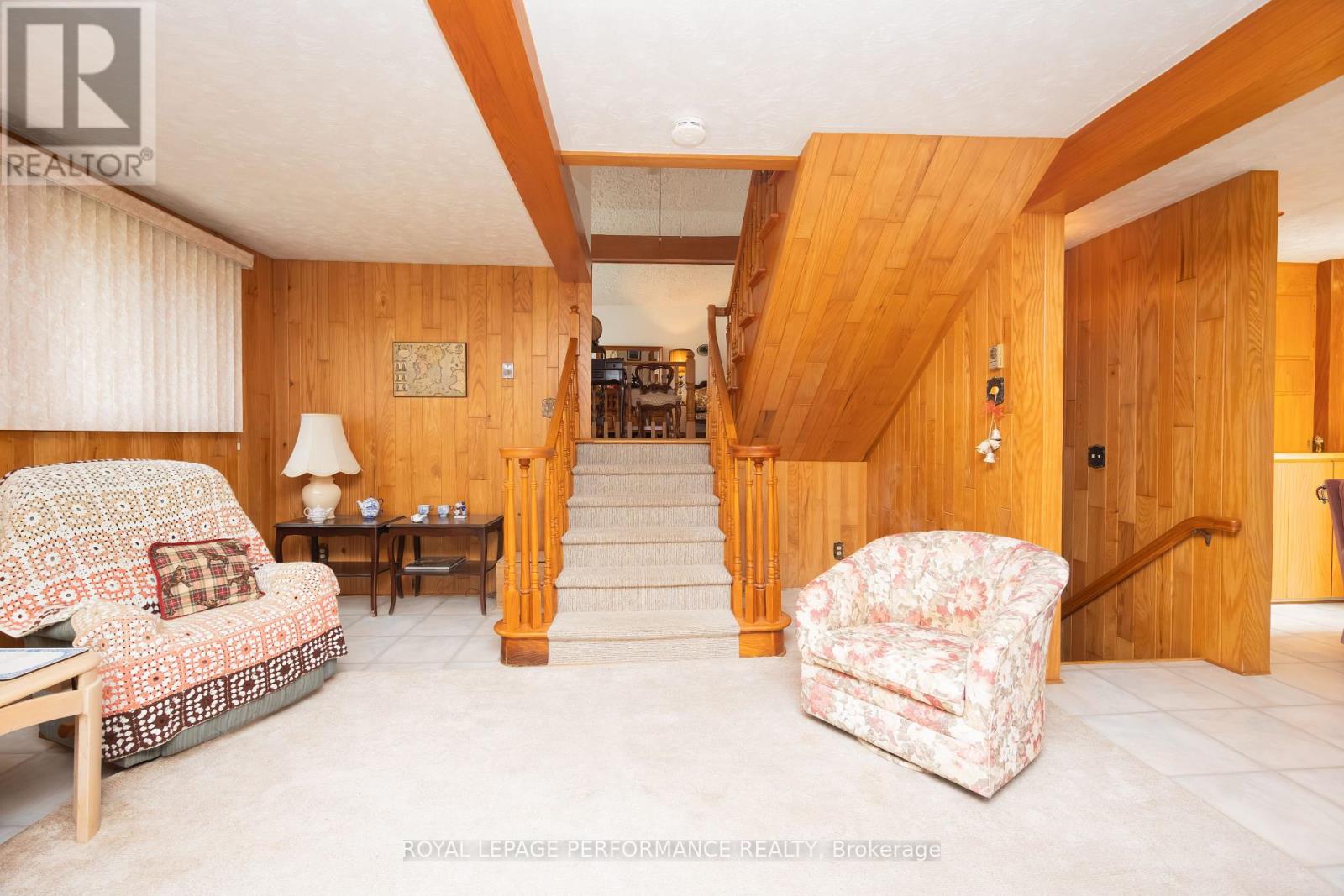 54 VICTORIA STREET W - Image 28