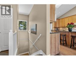 4594 Maple Guard Dr, Bowser, BC V0R1G0 Photo 17