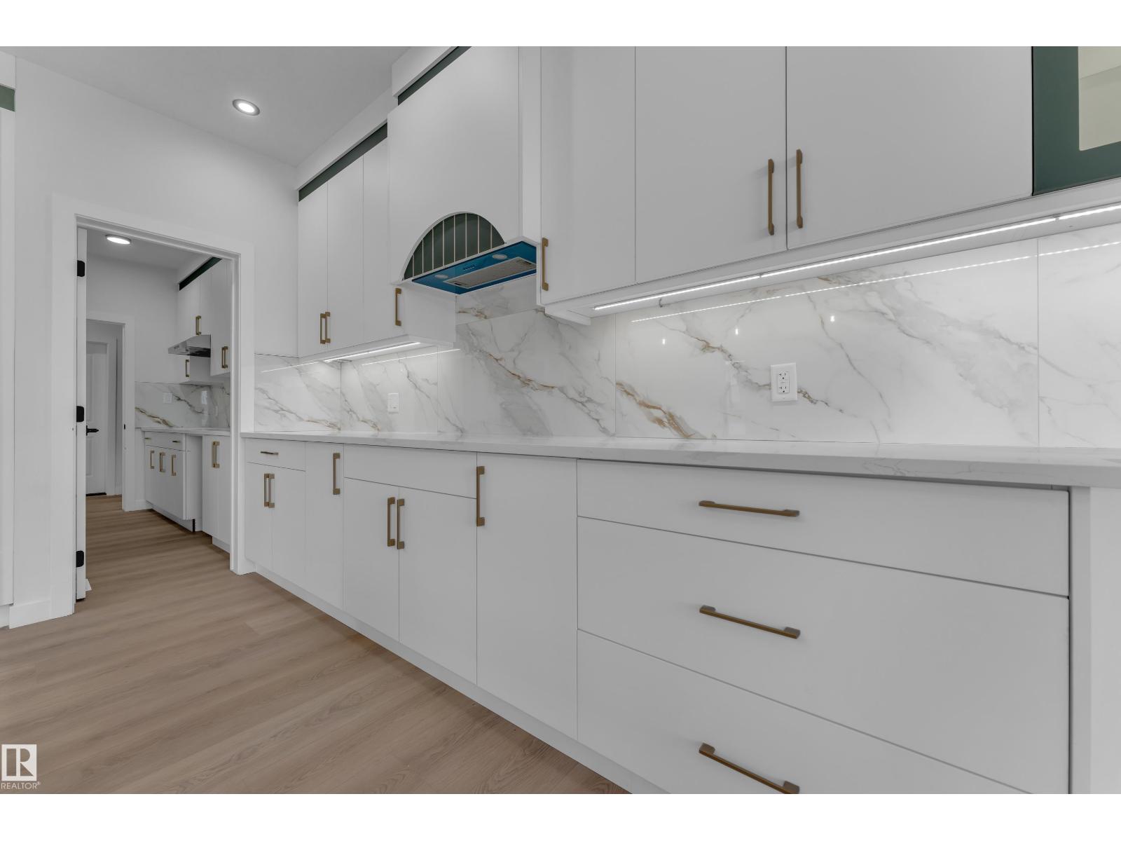 6804 173 Ave NW - 9