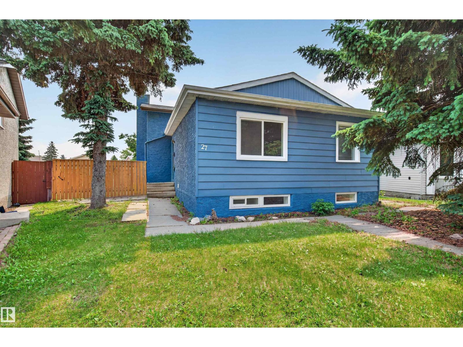 27 KINISKI CR NW, Kiniski Gardens, Edmonton photo 2