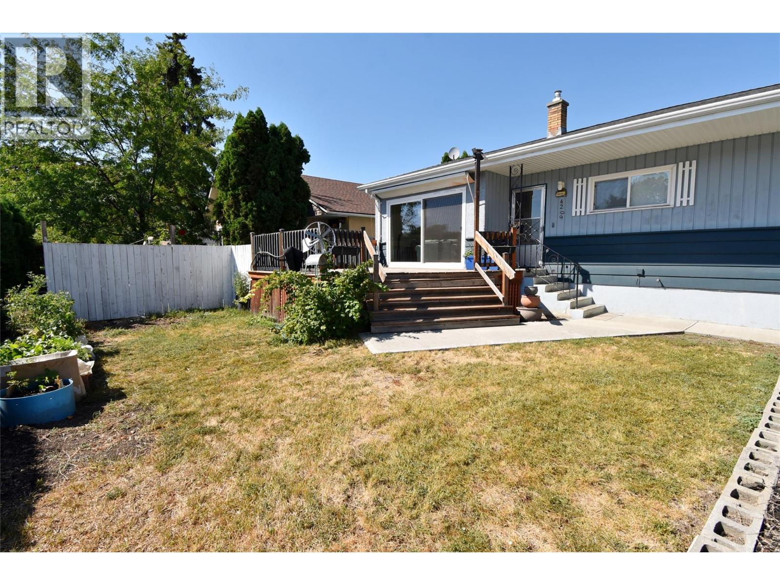 4209 27th Avenue - 2