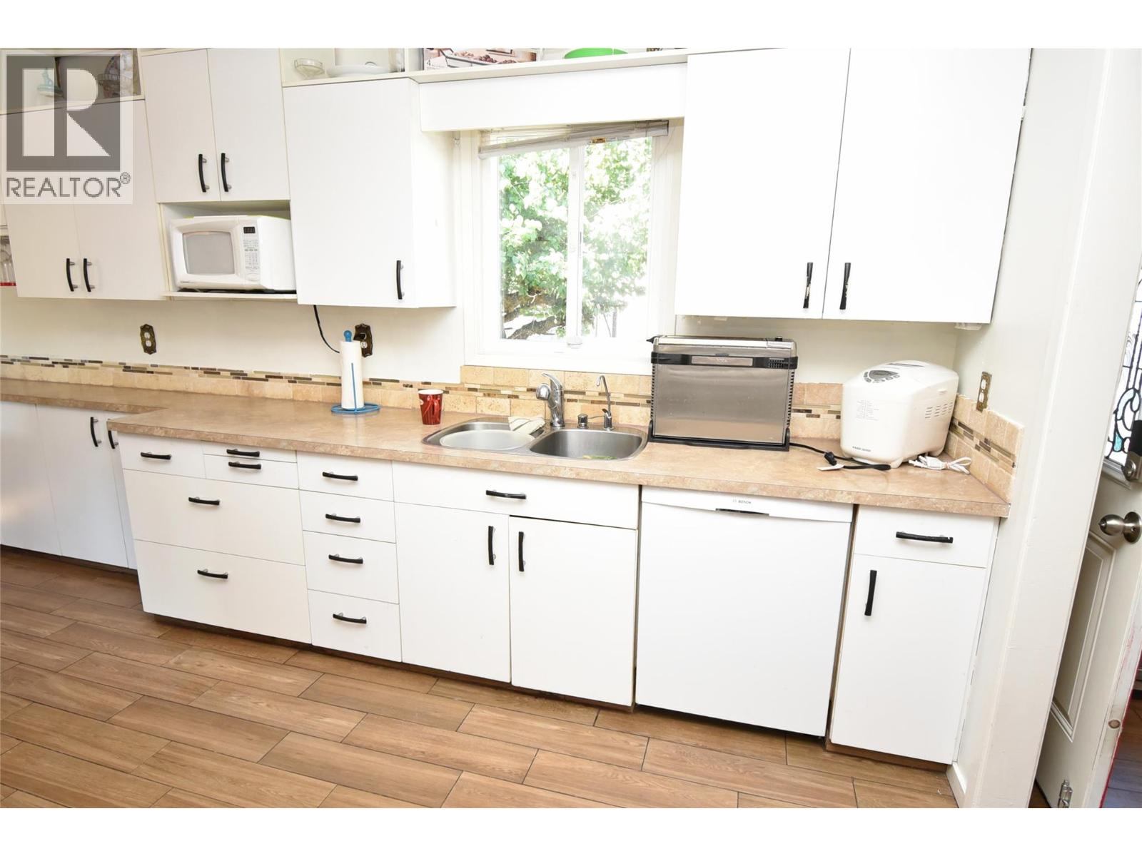 4209 27th Avenue, Vernon