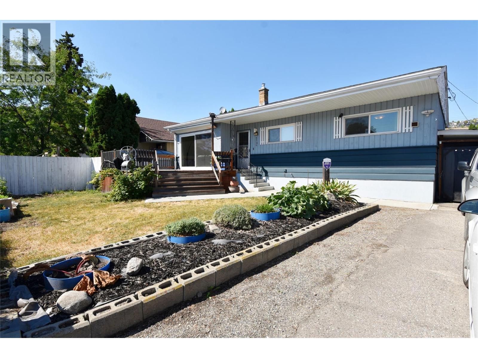 4209 27th Avenue - 1