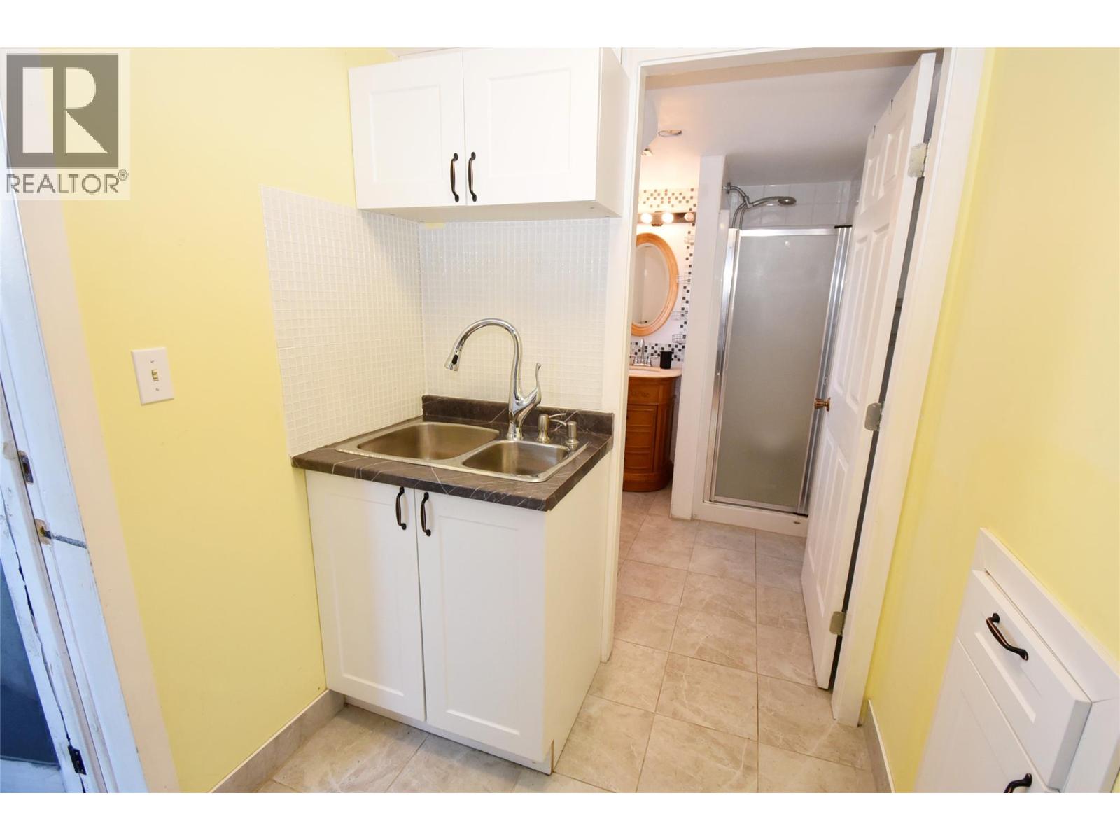 4209 27th Avenue, Vernon
