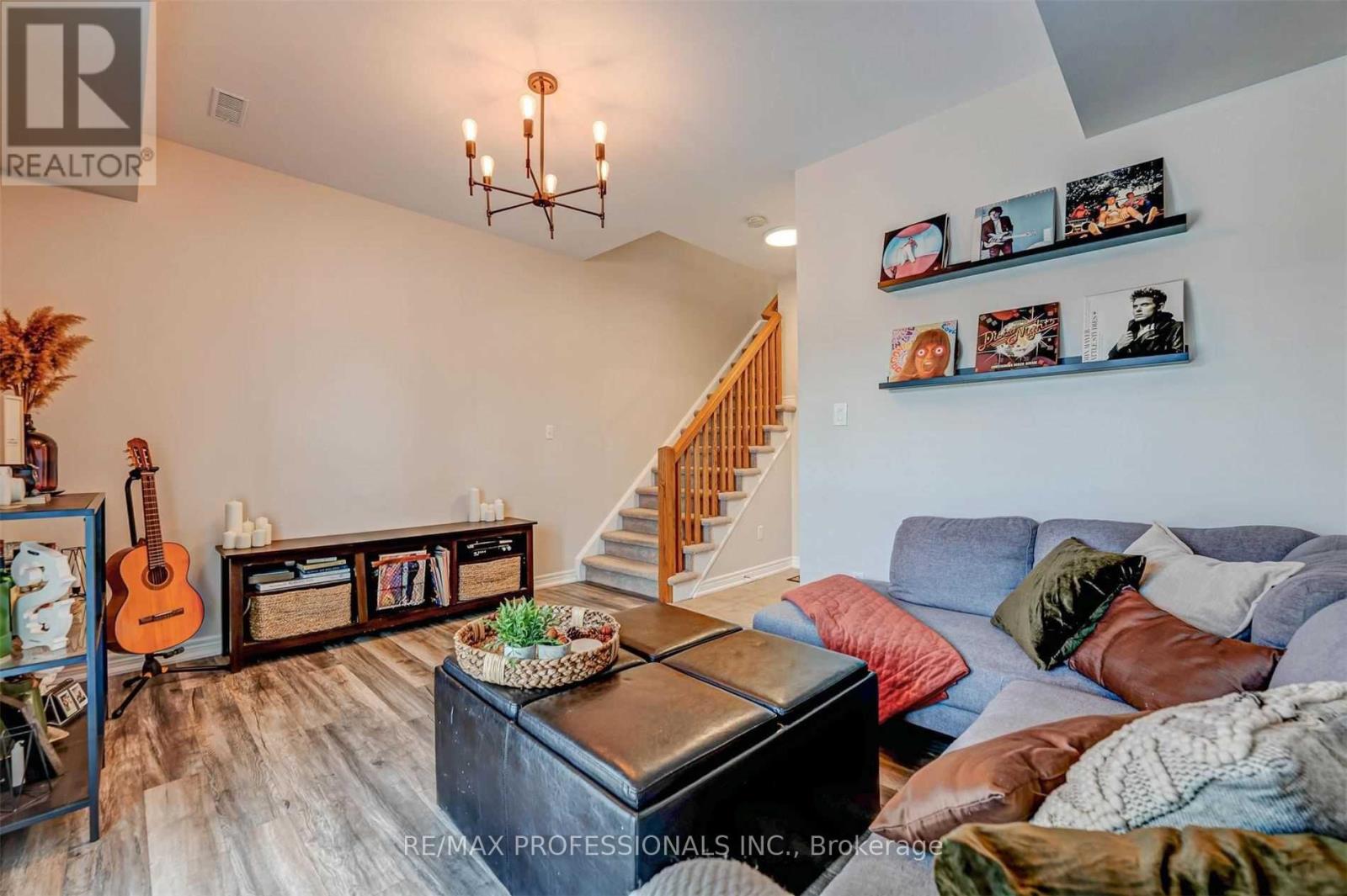 676 ROWLEY COMMON - Image 30