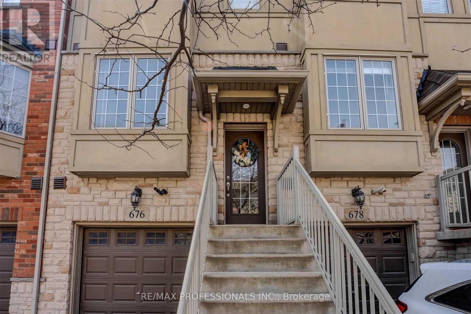 676 ROWLEY COMMON - 37