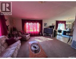313 1st Street N, North Portal, SK S0C1W0 Photo 15