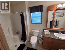 313 1st Street N, North Portal, SK S0C1W0 Photo 19
