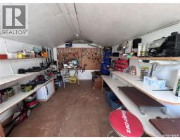 313 1st Street N, North Portal, SK S0C1W0 Photo 36