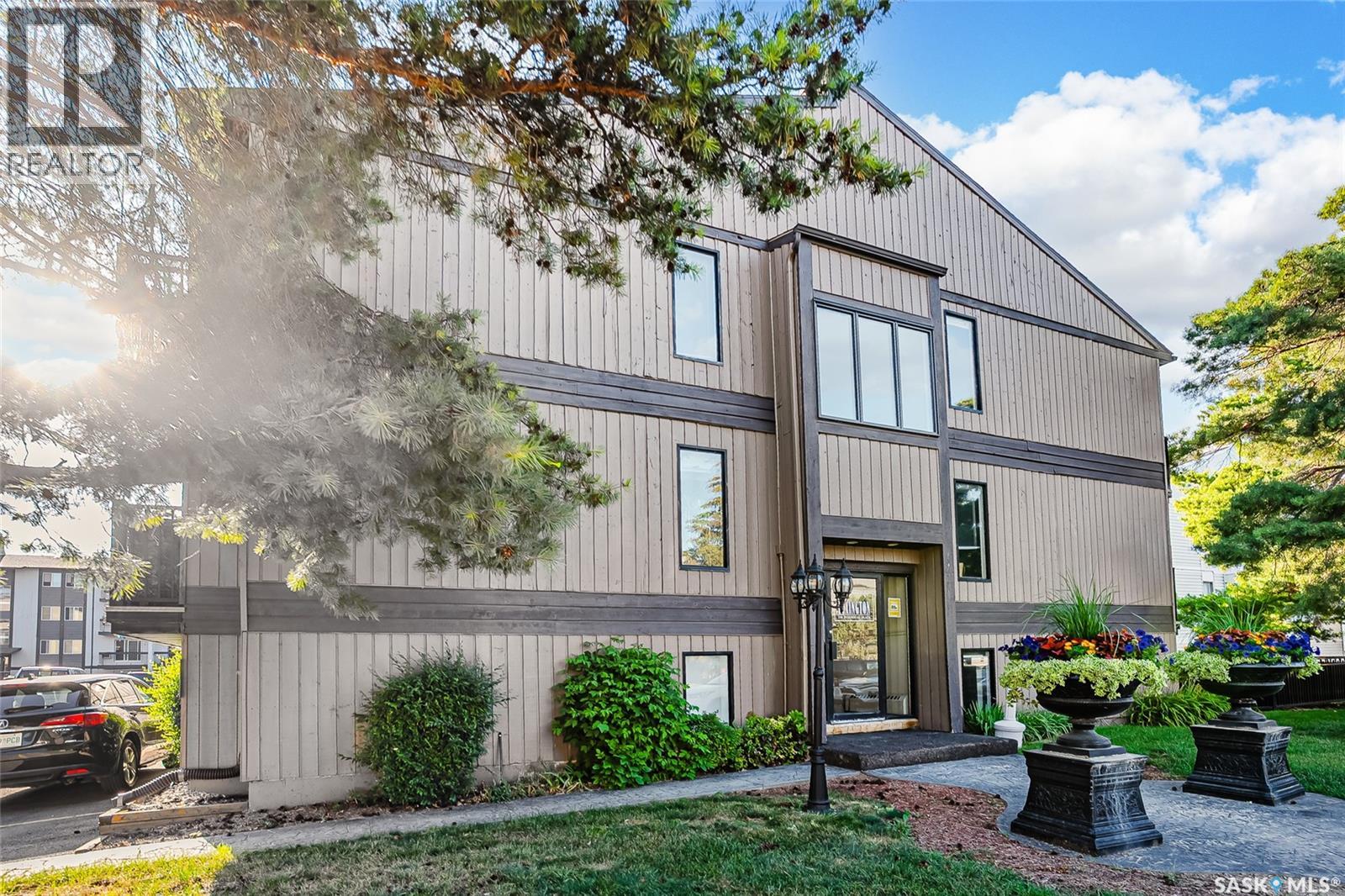 #207 250 Pinehouse PLACE - Image 22