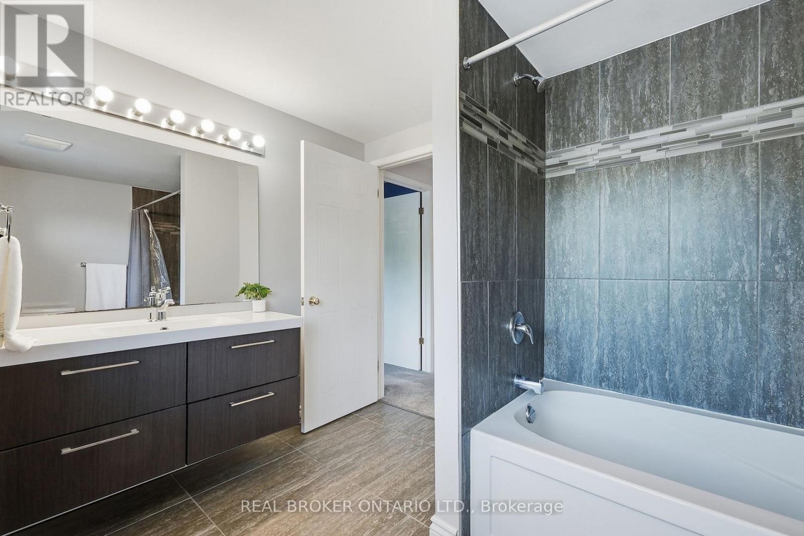 326 ROSETTE DRIVE - 19