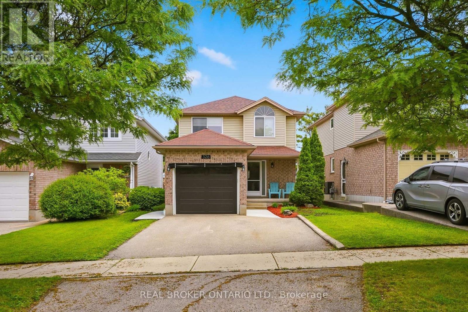 326 ROSETTE DRIVE — photo 2