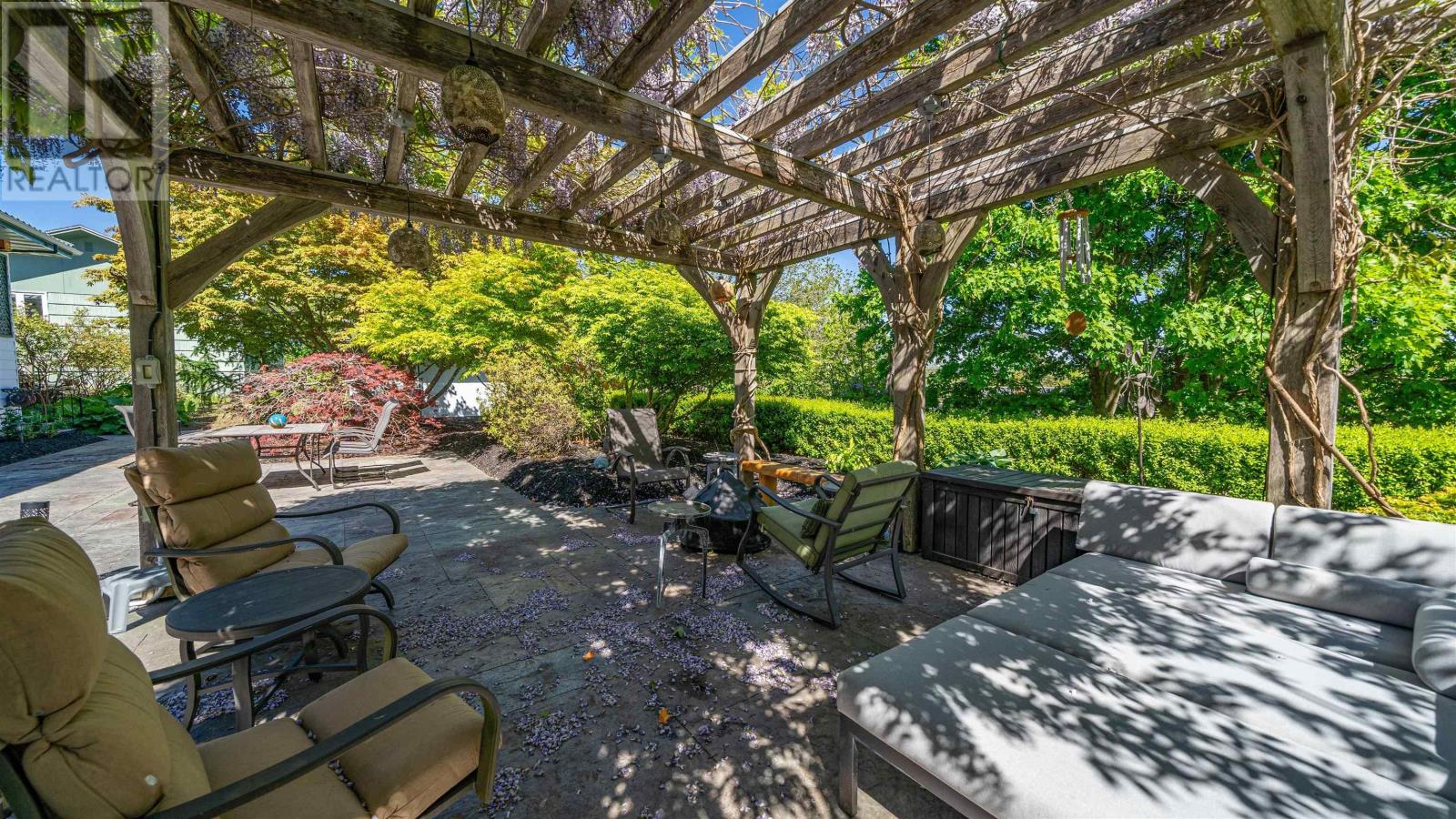 Property 28 of 49 of 15 Lakeview Avenue