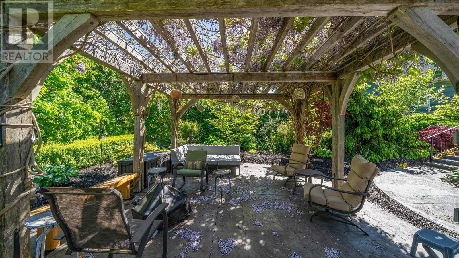 15 Lakeview Avenue - Image 31