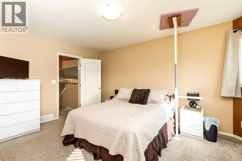 8 Innes Close - 20