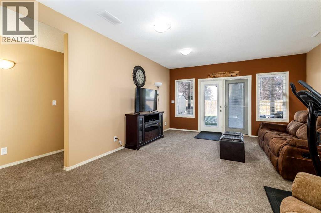 Listing photo – 8 Innes Close, Red Deer