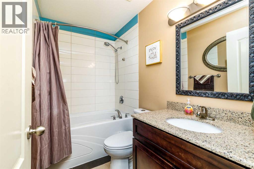 Listing photo – 8 Innes Close, Red Deer