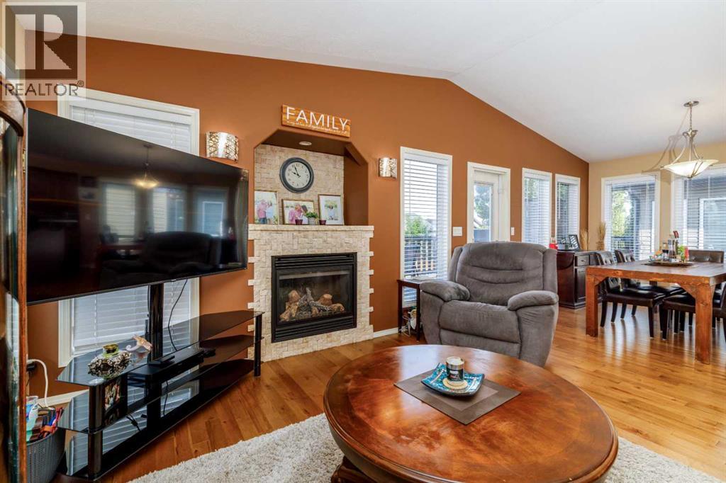 Listing photo – 8 Innes Close, Red Deer