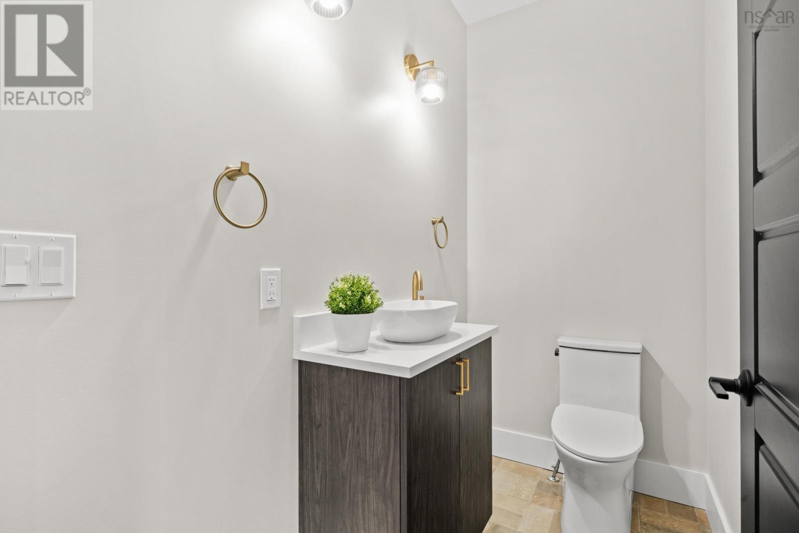 Property 35 of 46 of 642 Bissett Road