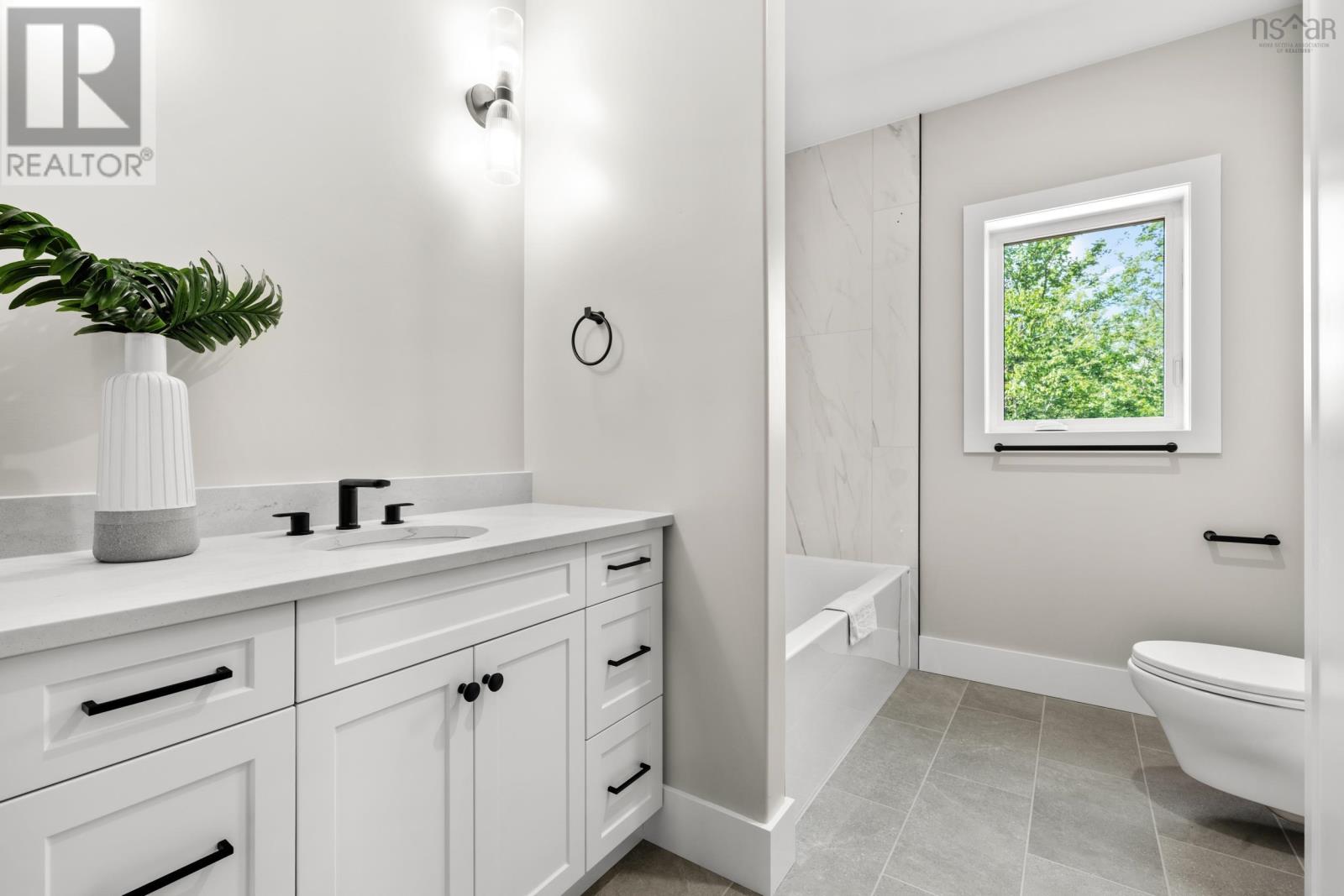 642 Bissett Road - 31