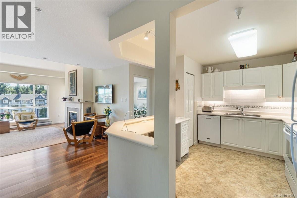 #403 5620 Edgewater Lane - 12