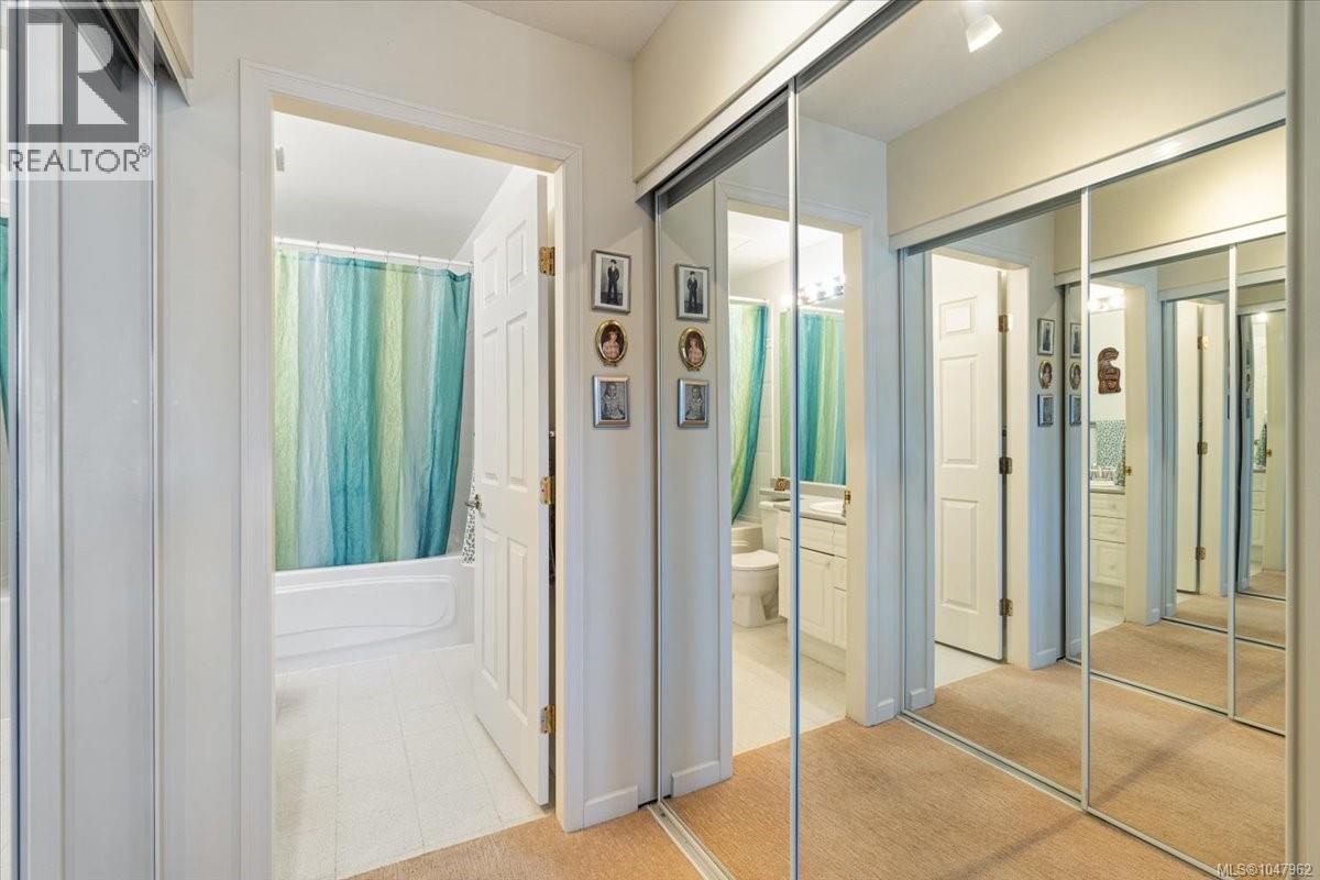 #403 5620 Edgewater Lane - Image 21