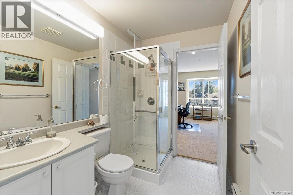 #403 5620 Edgewater Lane - Image 24