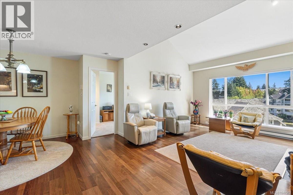 #403 5620 Edgewater Lane - Image 4