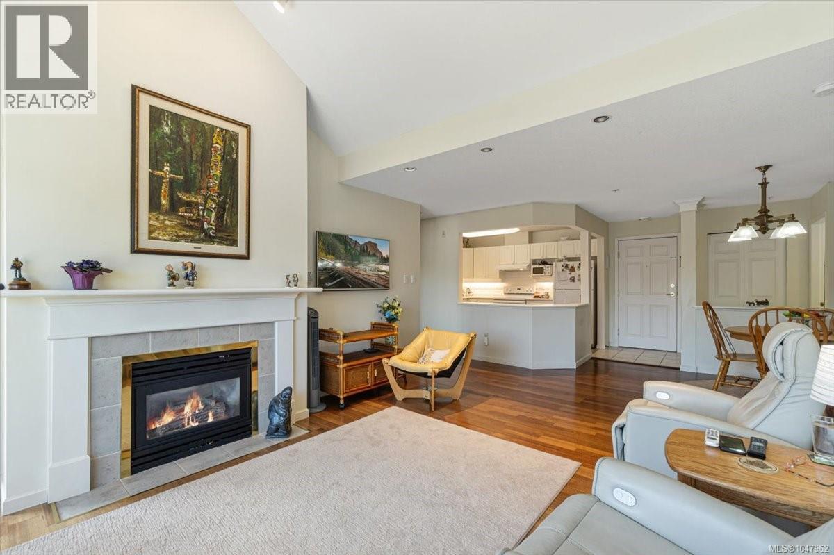 #403 5620 Edgewater Lane - Image 5