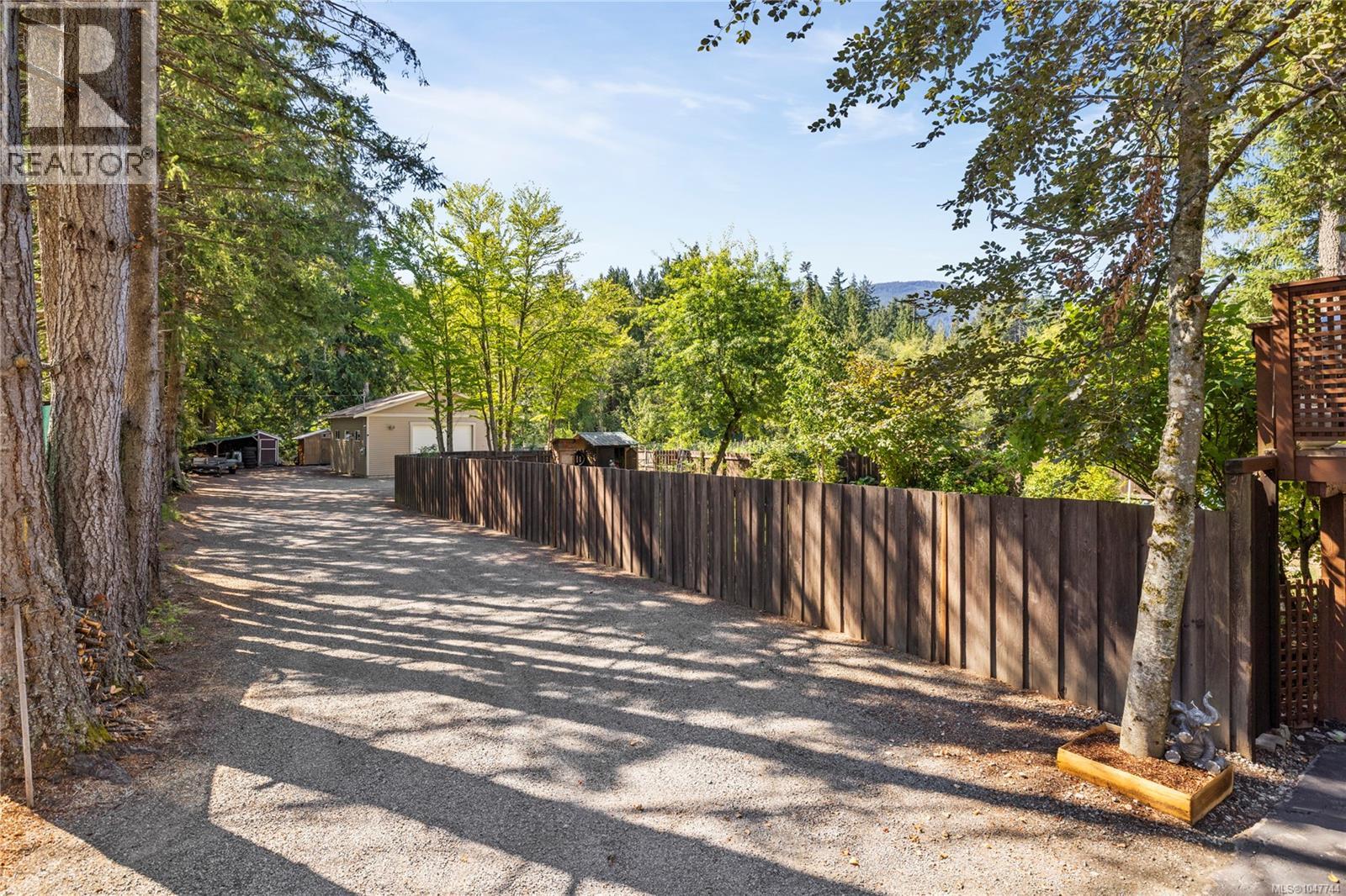 2301 Jingle Pot Rd - Image 35