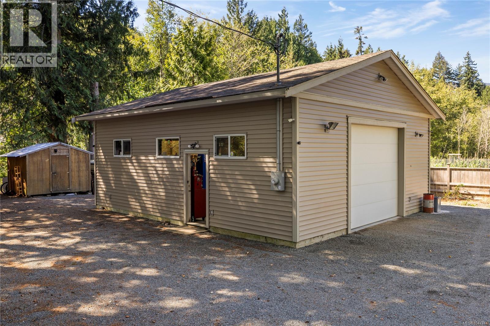 2301 Jingle Pot Rd - 4